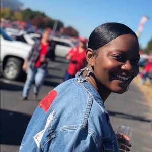 Meet your Posher, Rachel